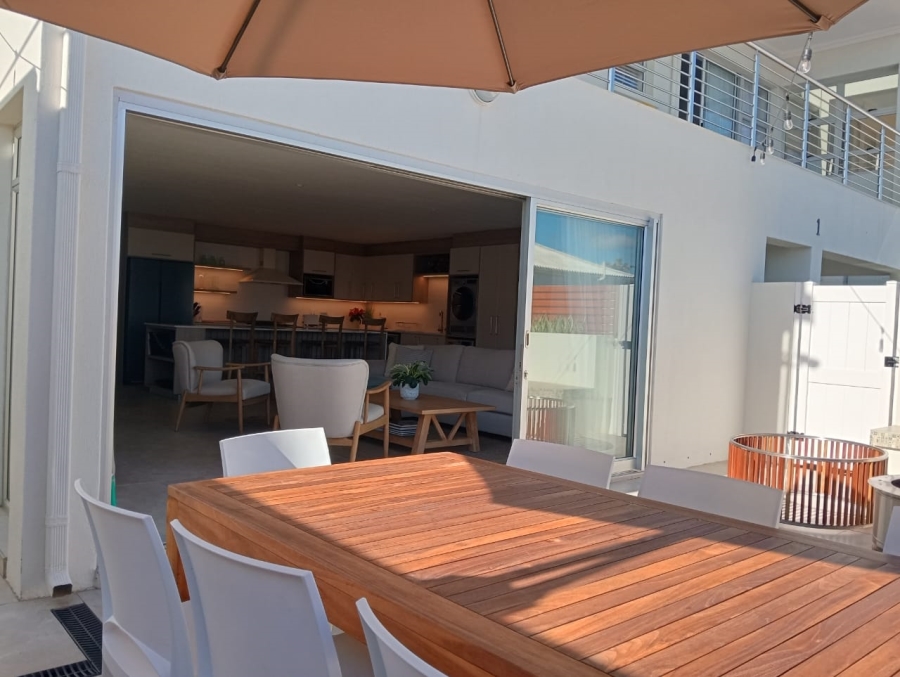 3 Bedroom Property for Sale in Jeffreys Bay Central Eastern Cape